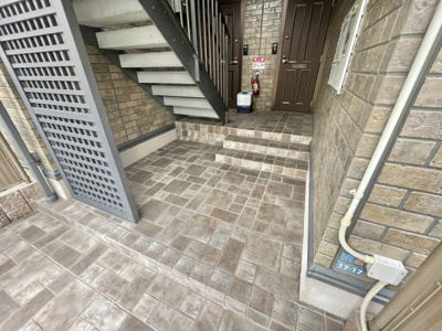 【エントランス】 | フローレス サクラ