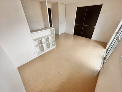 【居間・リビング】 | フローレス サクラ