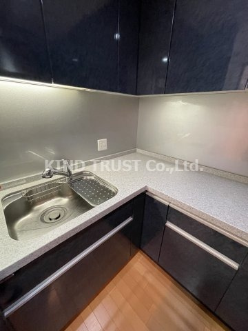 リーガル梅田Ⅱのキッチン|お料理しやすいキッチンです