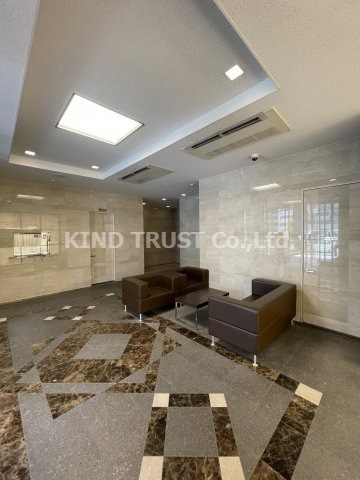 リーガル梅田Ⅱのロビー|建物の内部です