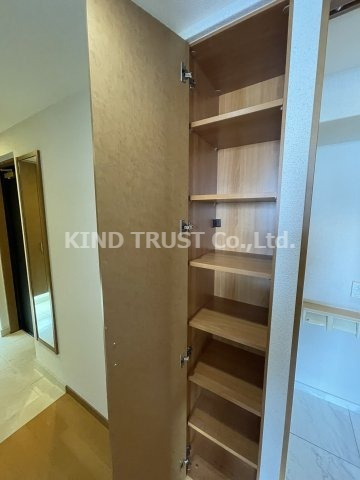 リーガル梅田Ⅱの収納|大きなものも収納できそうです