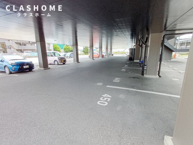 ゴールドマンション安井　　　刈谷市近郊の賃貸はクラスホームの駐車場