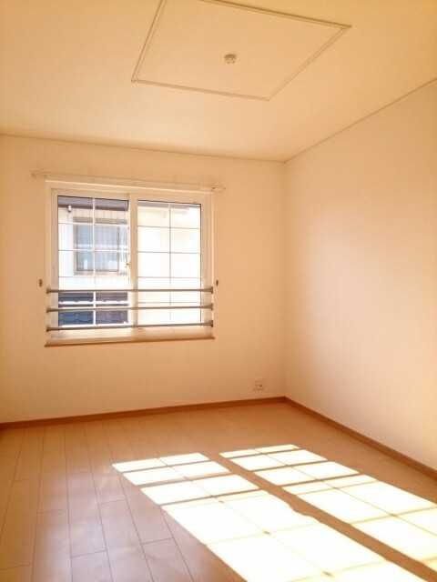 ウイングコート　　　刈谷市の賃貸ならクラスホーム刈谷店の居間・リビング