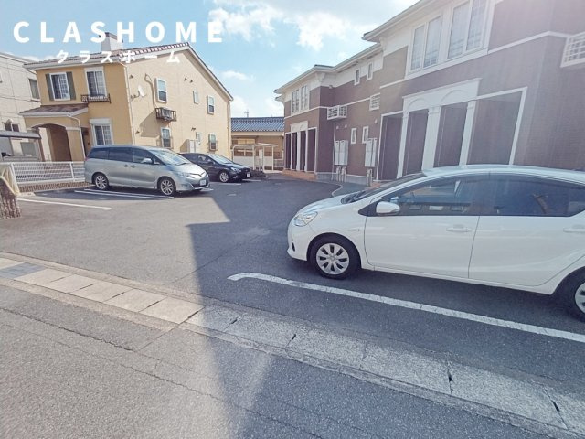 ウイングコート　　　刈谷市の賃貸ならクラスホーム刈谷店の駐車場