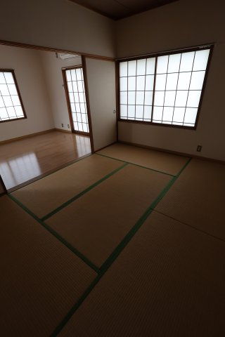 関本ハイツの和室