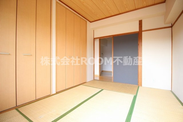 東和ビルの和室