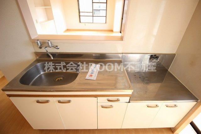 東和ビルのキッチン