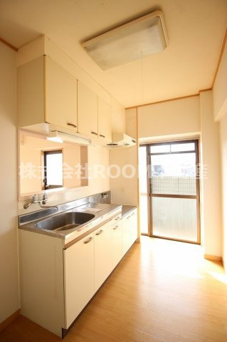 東和ビルのキッチン