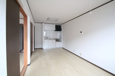 【居間・リビング】 | 塚原マンションB