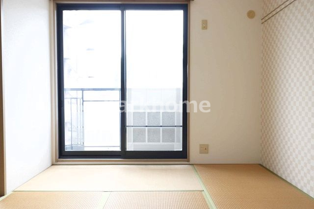 ラピスハイネスB棟の和室|きれいな和室です