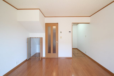 【居間・リビング】 | ラフォーレ・栄町