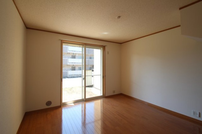 【居間・リビング】 | ラフォーレ・栄町