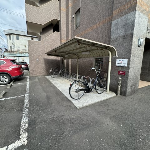 サンヴェール中央の駐車場