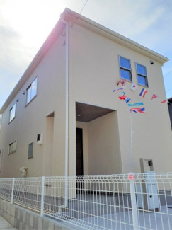 【外観】 | 白が基調もすっきりとした外観です。