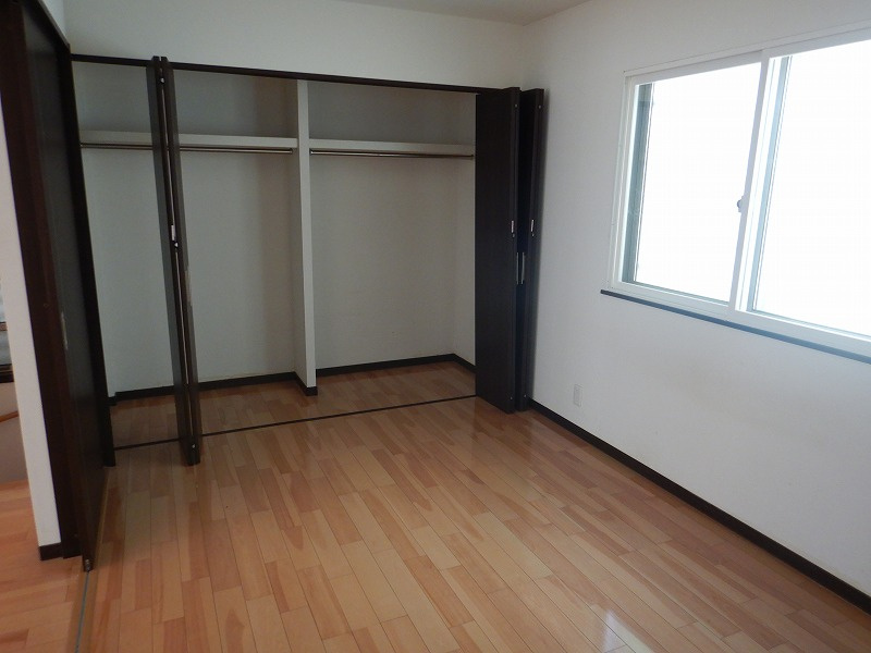目白5丁目中古戸建の収納