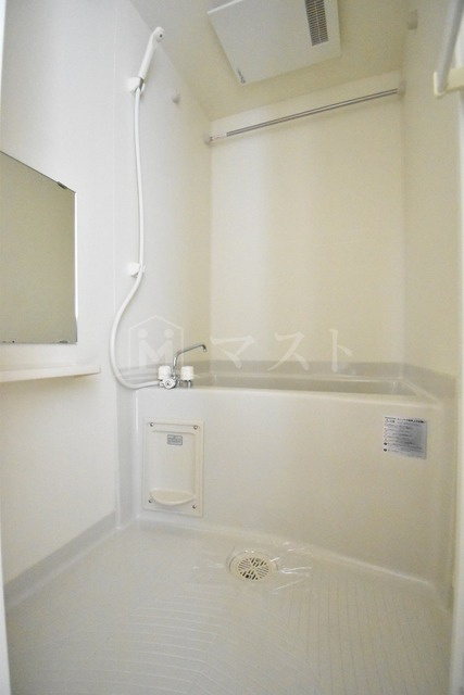 ＬＵＸＥ難波ＥＡＳＴの浴室|※建物内別間取参考写真