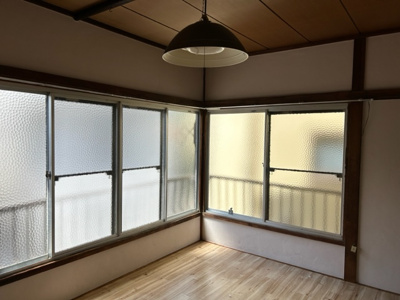 【洋室】 | 桜荘