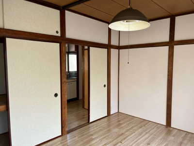 【洋室】 | 桜荘