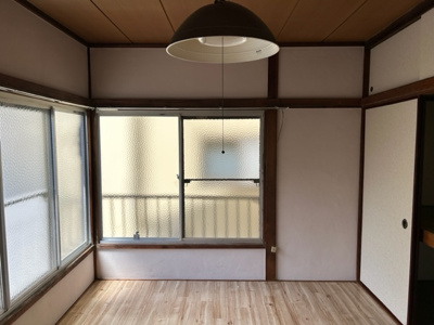 【洋室】 | 桜荘