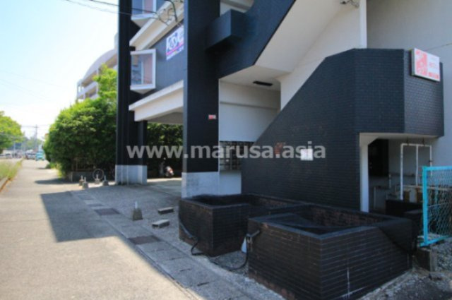 ベルヴィーユ清武の周辺