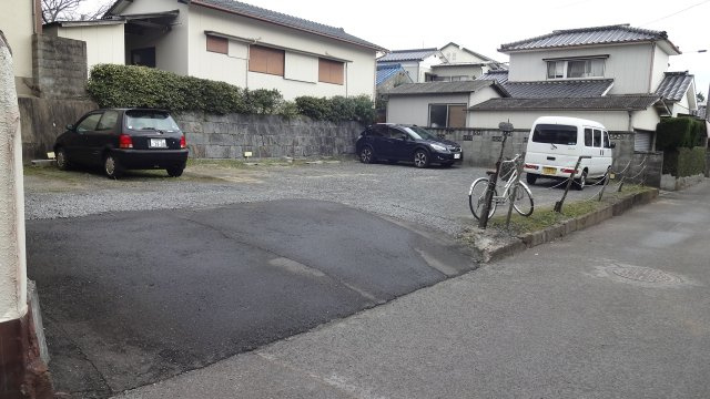 岩田駐車場（坊主町）の外観
