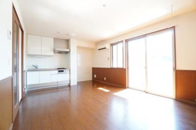 【居間・リビング】 | サキクサノ郷Ⅲ | ※同物件・同タイプの写真です。