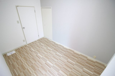 【洋室】 | ラフォーレ八尾