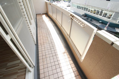 【バルコニー】 | ラフォーレ八尾