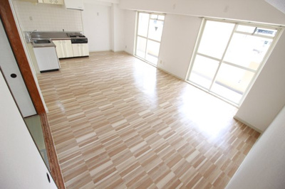 【居間・リビング】 | ラフォーレ八尾