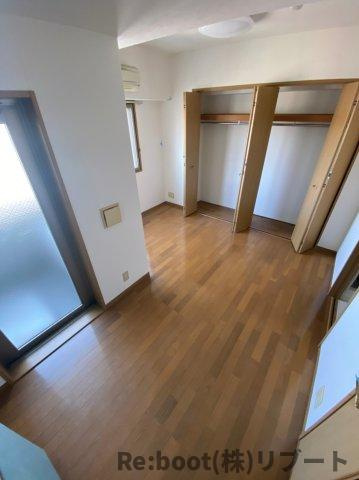 フィリアルコートの居間・リビング