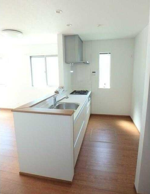 国分寺市日吉町２丁目の一戸建てのキッチン