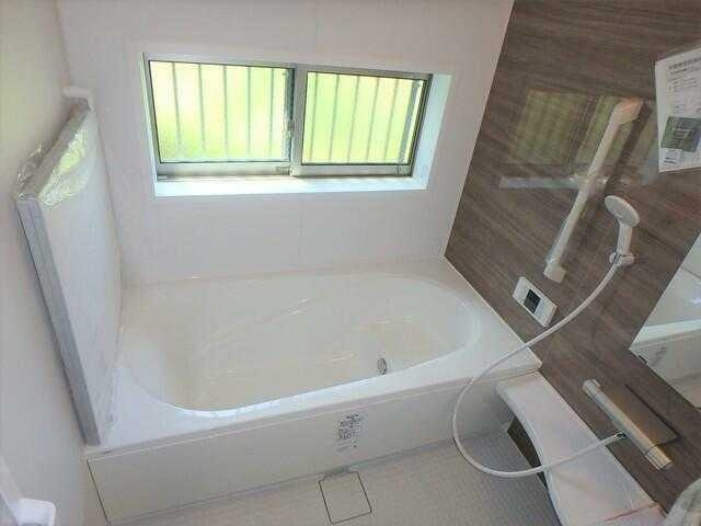 国分寺市日吉町２丁目の一戸建ての浴室