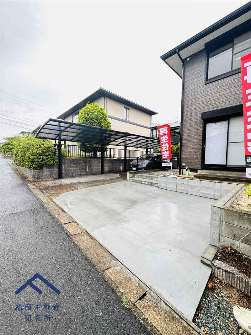 小郡市希みが丘５丁目　戸建ての駐車場