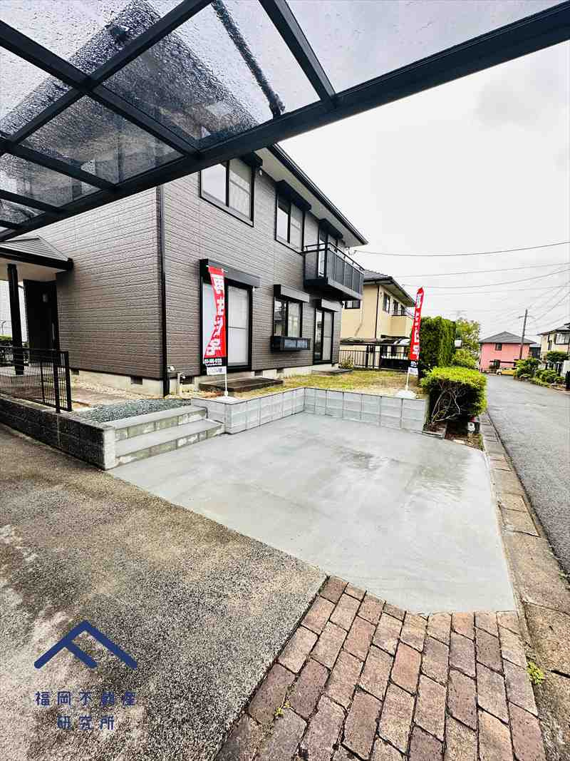 小郡市希みが丘５丁目　戸建ての駐車場