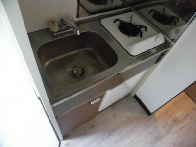 【キッチン】 | ハイツ吉田 | 1口ガスコンロ付きのキッチンです