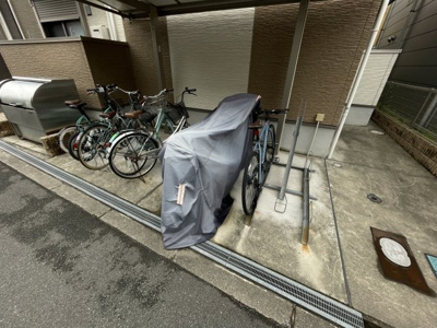 【その他共用部分】 | フジパレス東三国２番館 | 駐輪場があります