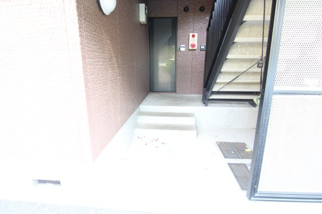 コーエイラポール日吉弐番館のエントランス