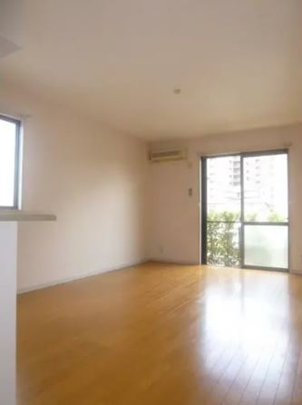 グリーンパーク大善寺Ⅱの居間・リビング