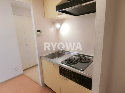 【キッチン】 | ジュネスコート綾瀬 | 掲載の写真は退去前の写真となります。