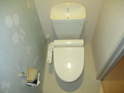 【トイレ】 | シャルムＣ | 清潔感のあるきれいなトイレです