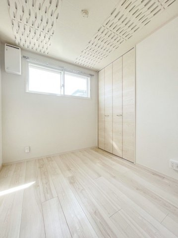 「防音マンション」Konomi Oyamaの寝室|※同シリーズのモデルルームの写真となります。