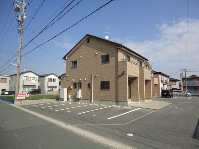 プロシードの駐車場