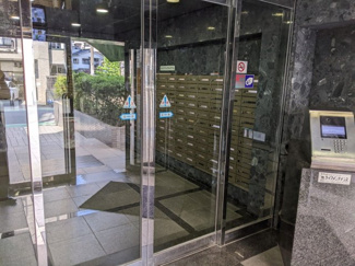 【エントランス】 | 安全に配慮されたオートロックマンションです♪室内ＴＶモニタ付インターホンで来訪者を確認できます