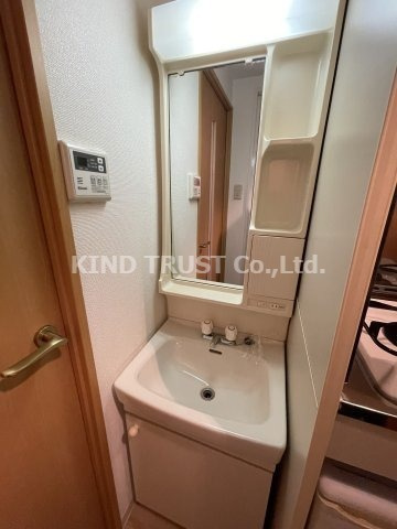 ラナップスクエア天満プライムの洗面所|スペースが確保できる洗面所です