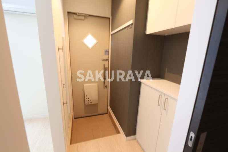 オートソーレの玄関|現況と異なる場合がございます。