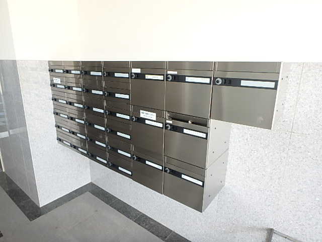 オグラビルディングのエントランス