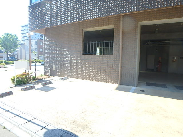 オグラビルディングの外観