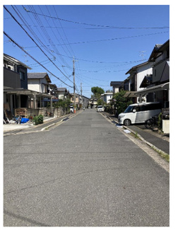 【前面道路含む現地写真】