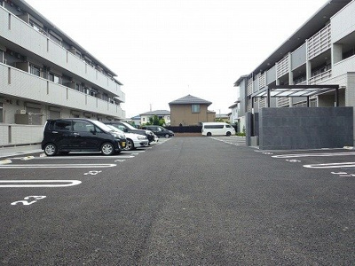 【駐車場】 | クラヴィーア船橋三山