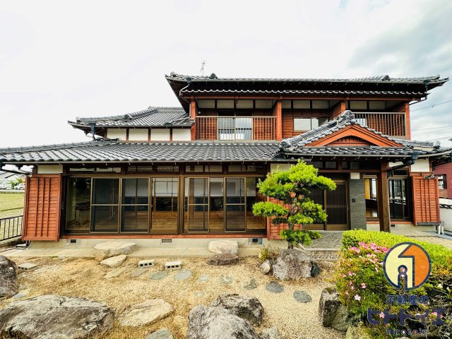 八女市馬場中古住宅の外観